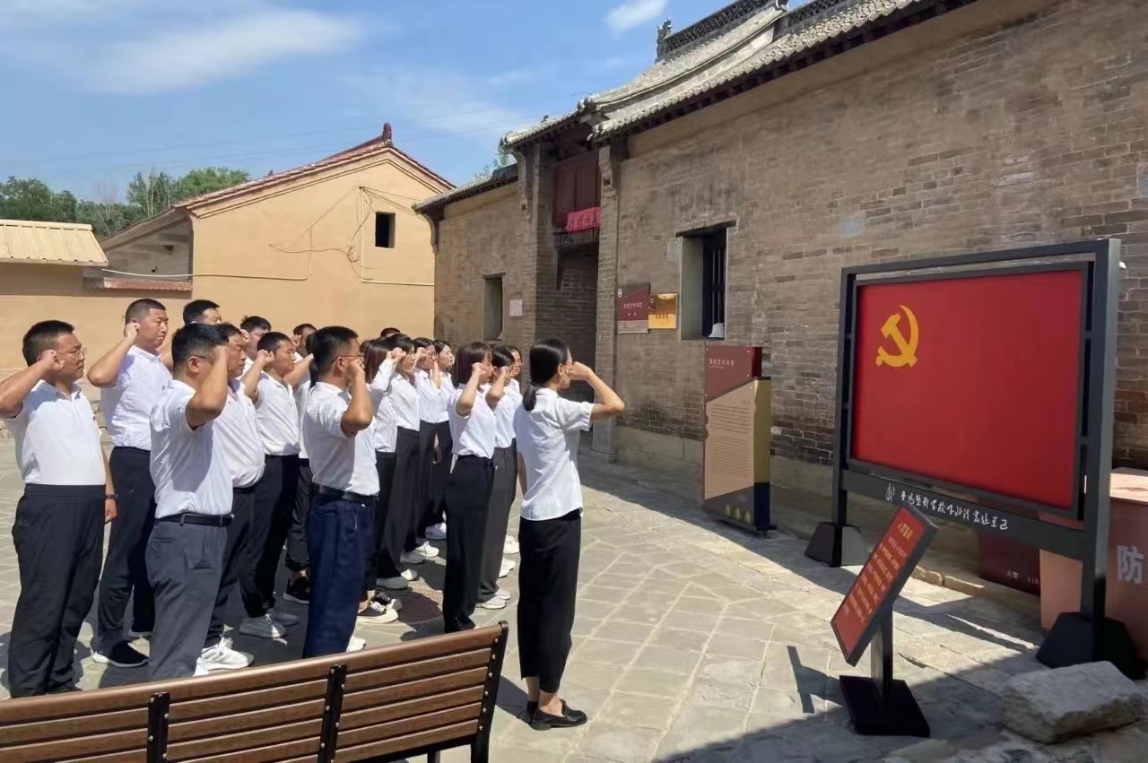 17206857861572.jpg 166190931204034170.jpg